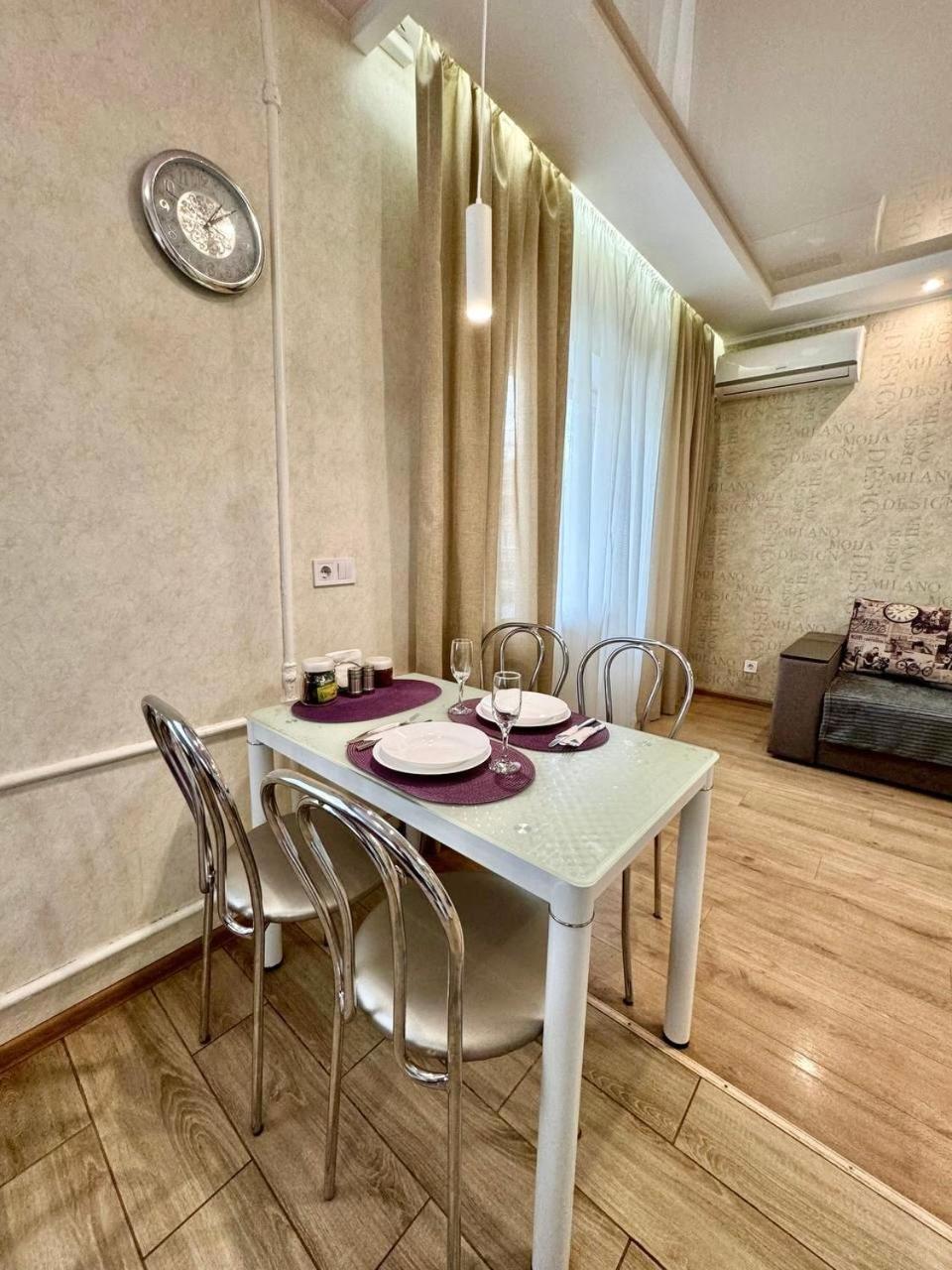 Apartpoltava Витончені Апартаменти Біля Лялькового Театру, Звітна Документація Для Відрядження, Банківський Чек ภายนอก รูปภาพ
